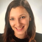 Laura aus Österreich