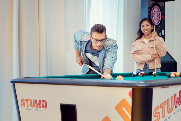 stuwo-studentenheim-gaming-lounge-billard